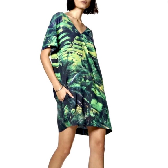 The Kit. NWT Kyle Dress in Lush Terrance Size Medium - Picture 1 of 5